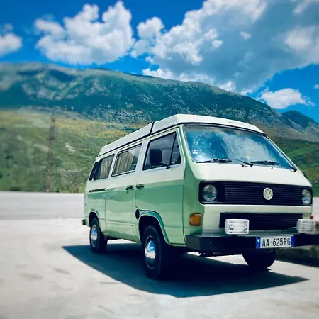 Oliver Van Campsite