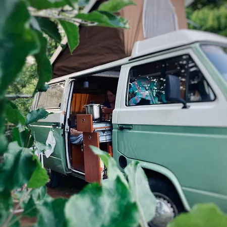 Campsite Oliver Van